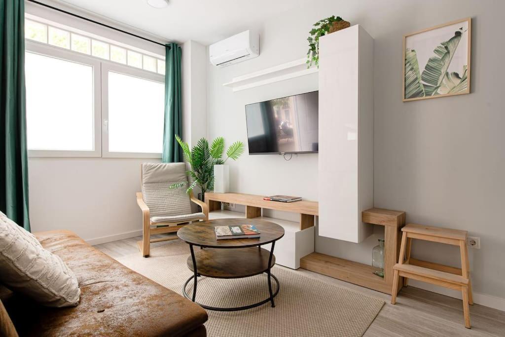 Cozy Duplex Apartment In Barrio De Salamanca - Heredia Madrid Buitenkant foto