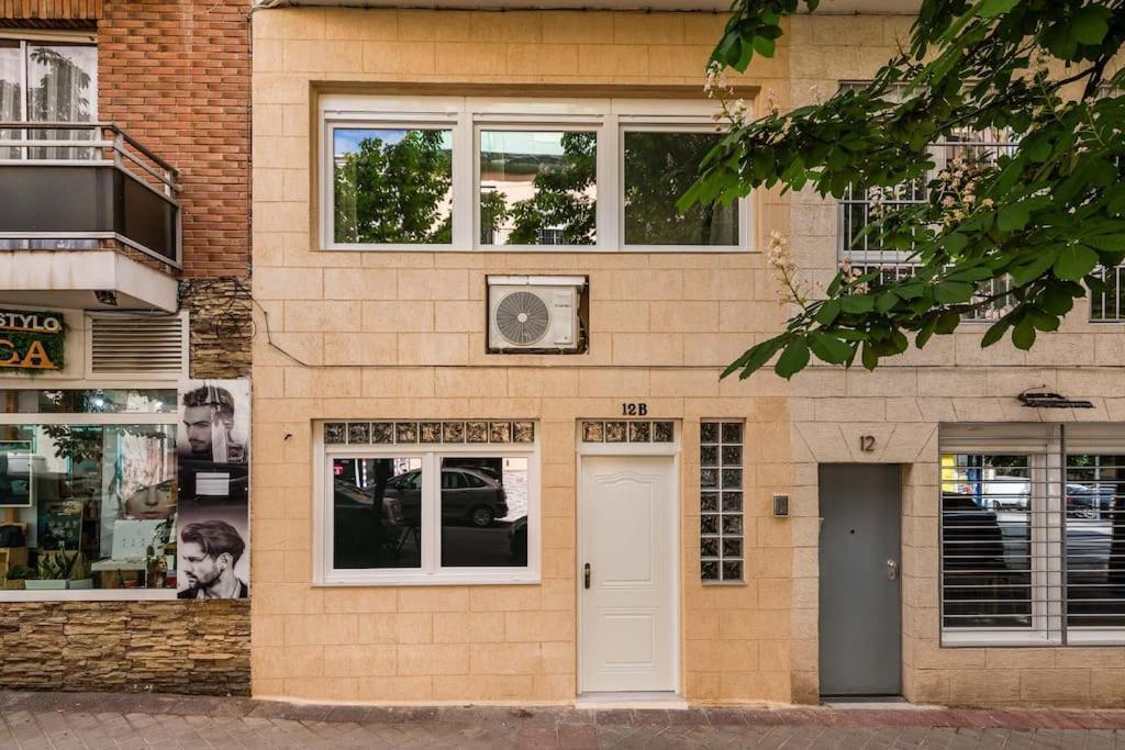 Cozy Duplex Apartment In Barrio De Salamanca - Heredia Madrid Buitenkant foto
