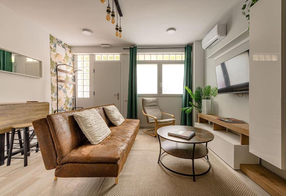 Cozy Duplex Apartment In Barrio De Salamanca - Heredia Madrid Buitenkant foto